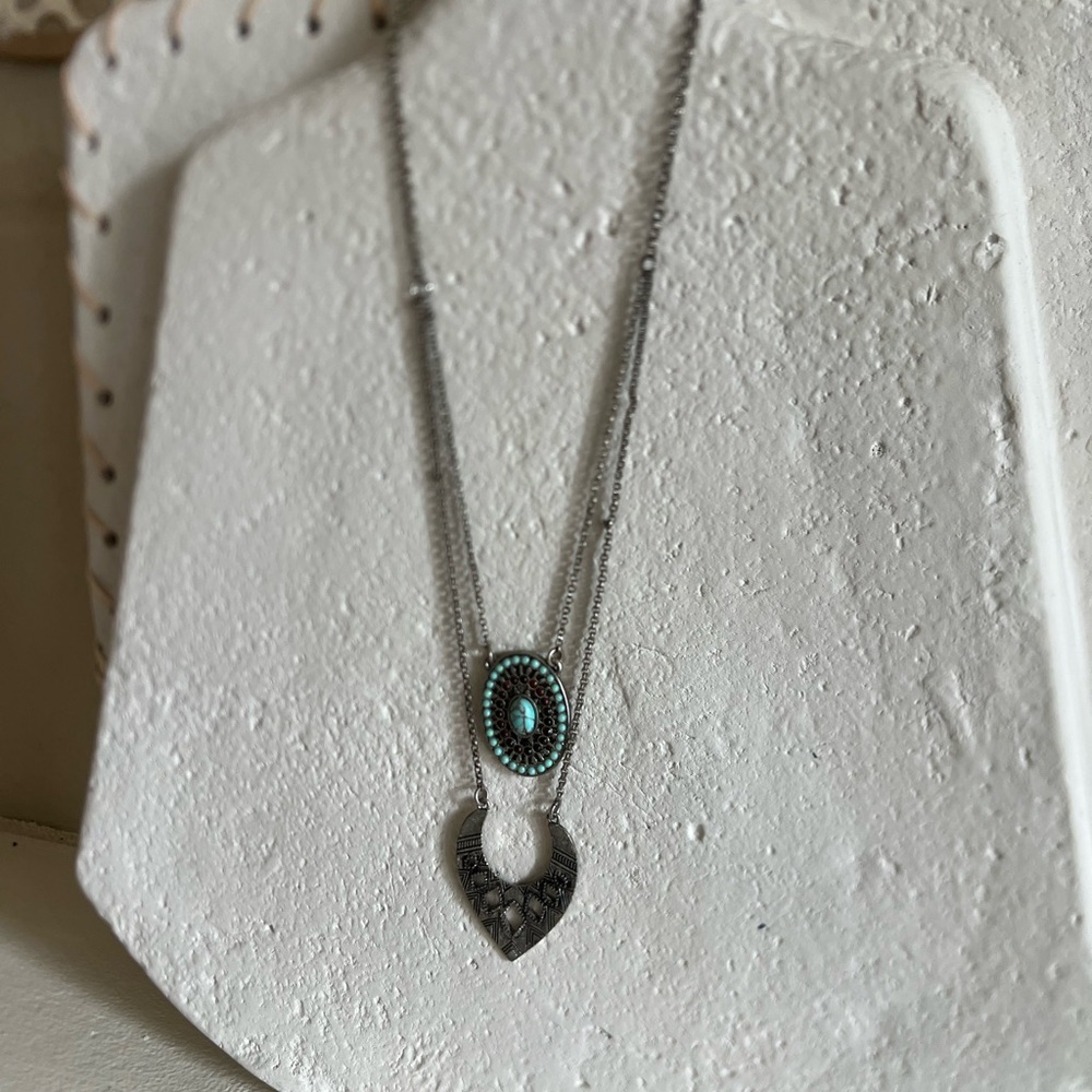 LUCKY Boho Silver tone Necklace Double Strand Lobster Claw Layered